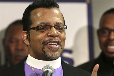 Carlton Pearson, influential Oklahoma megachurch founder who rejected hell, dies at age 70